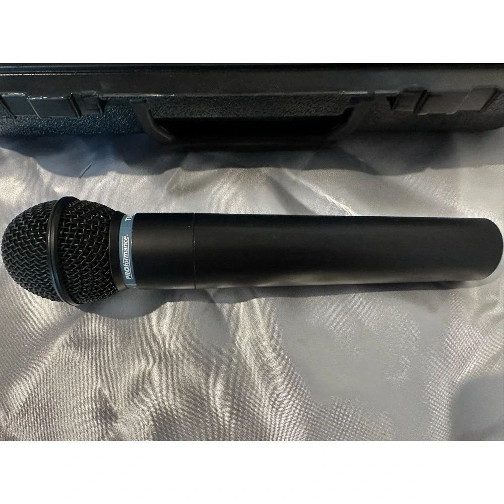 Audio-Technica ProFormance T68 Wireless Mic & R60 Receiver & accessories Working